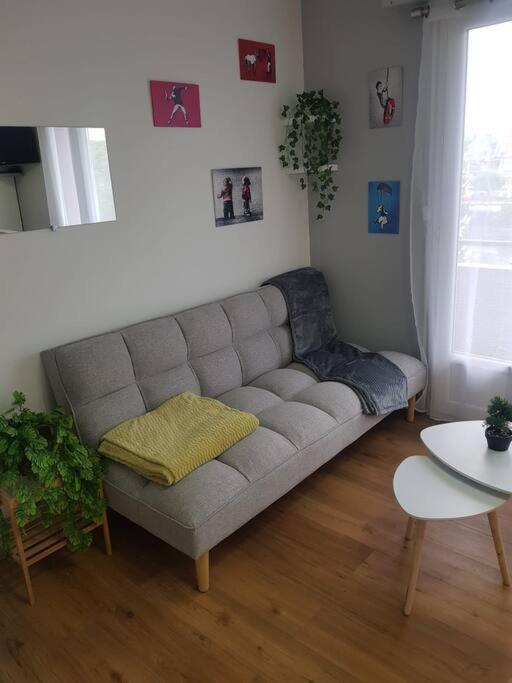 Le Studio Du Quai Charleville-Mezieres Bagian luar foto