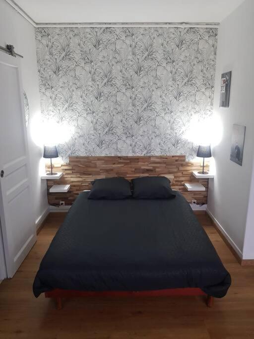 Le Studio Du Quai Charleville-Mezieres Bagian luar foto